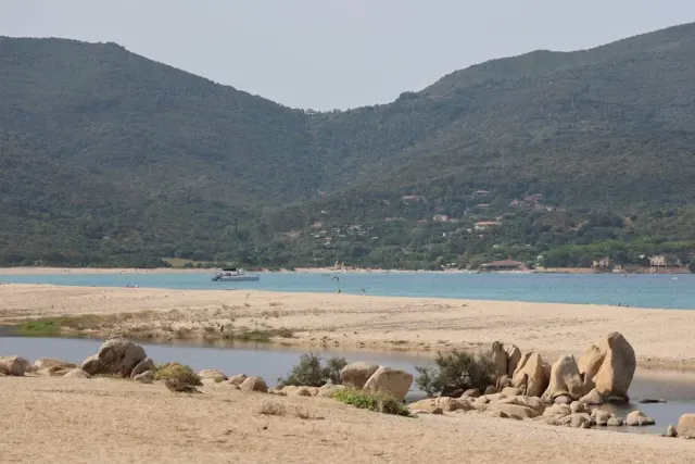Cecina: stabilimenti balneari