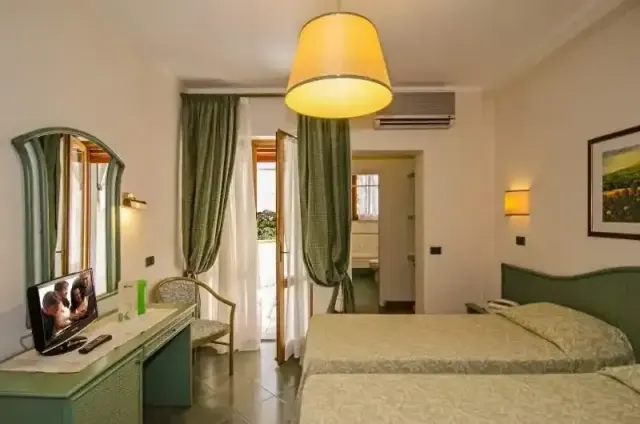 Hotel Kyrton 2