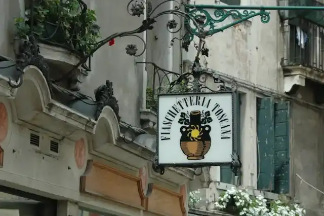 Indennità di pronto soccorso in Toscana: scontro per differenziazione infermieri