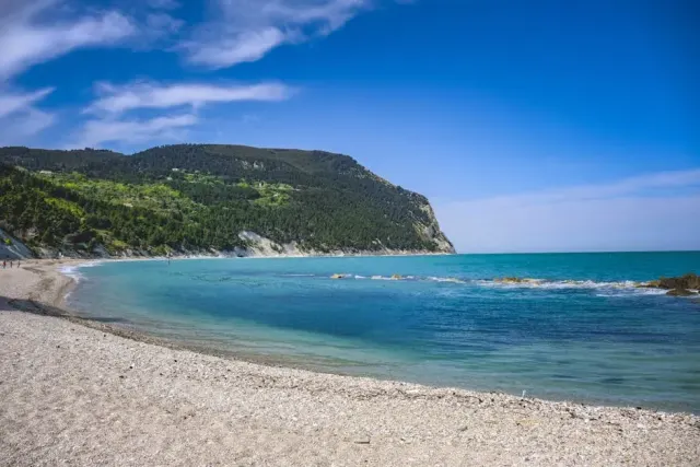 Mare e spiagge a Capalbio: esperienze, itinerari