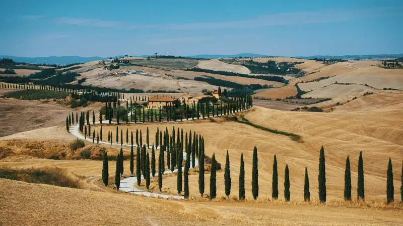Val d’Orcia: itinerari tra borghi, colline e paesaggi patrimonio UNESCO